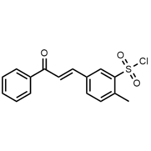 2-Methyl-5-(3-oxo-3-phenyl-propenyl)-benzenesulfonyl chloride|CS-0852694