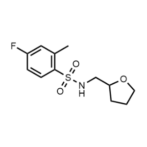 4-Fluoro-2-methyl-N-((tetrahydrofuran-2-yl)methyl)benzenesulfonamide|CS-1228678