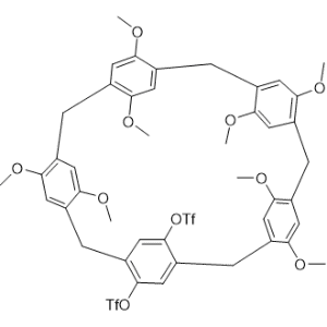 32,35,52,55,72,75,92,95-Octamethoxy-1,3,5,7,9(1,4)-pentabenzenacyclodecaphane-12,15-diyl bis(trifluoromethanesulfonate)|CS-1310729
